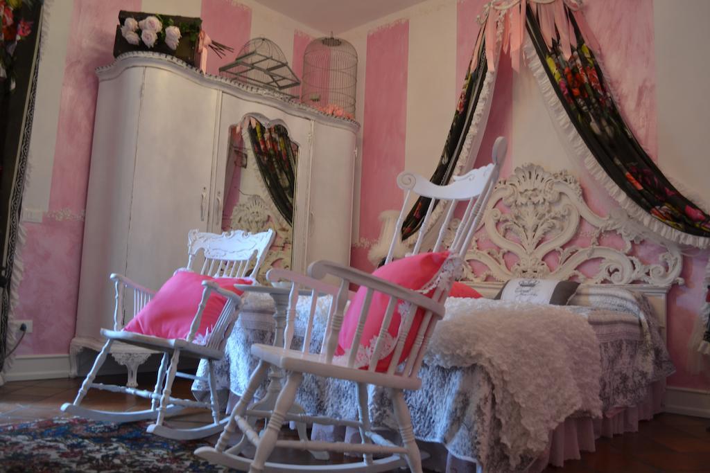 La Maison Delle Favole Desenzano del Garda Room photo