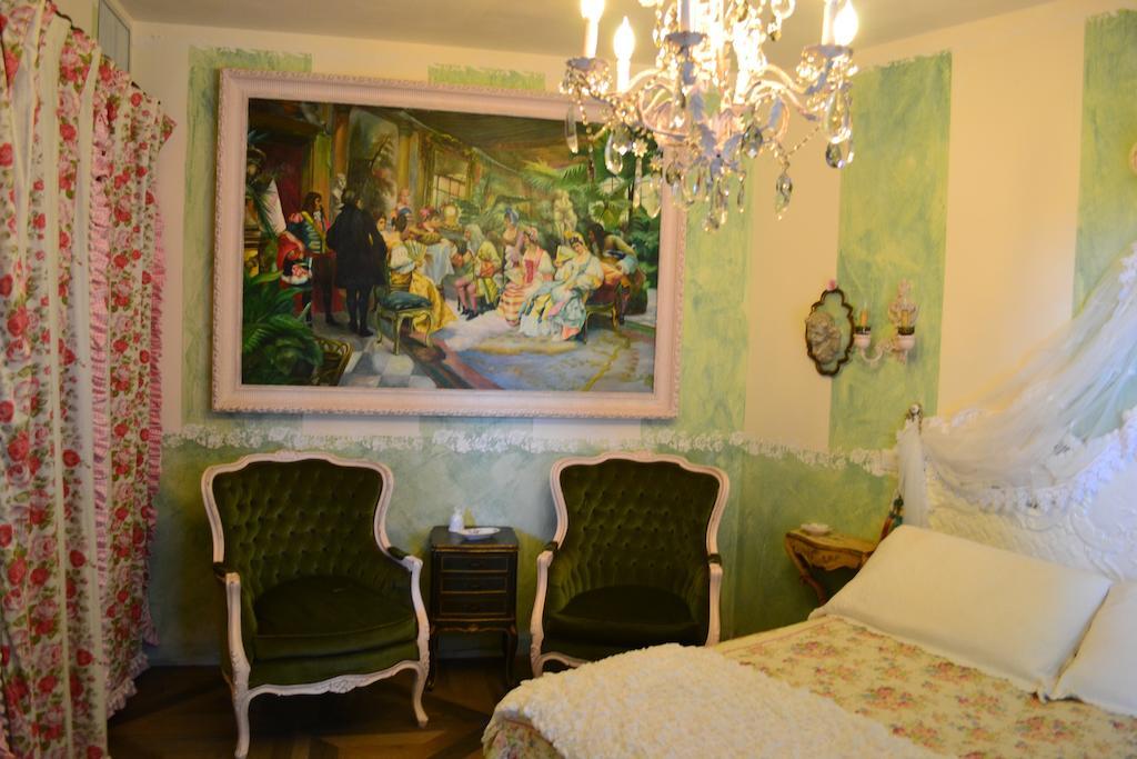 La Maison Delle Favole Desenzano del Garda Room photo