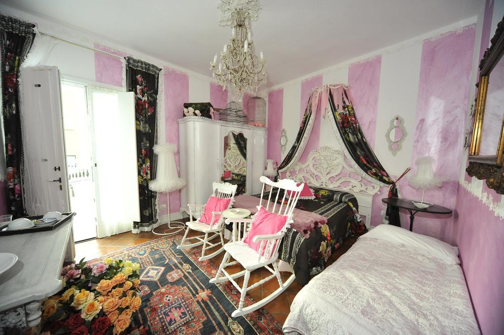 La Maison Delle Favole Desenzano del Garda Exterior photo