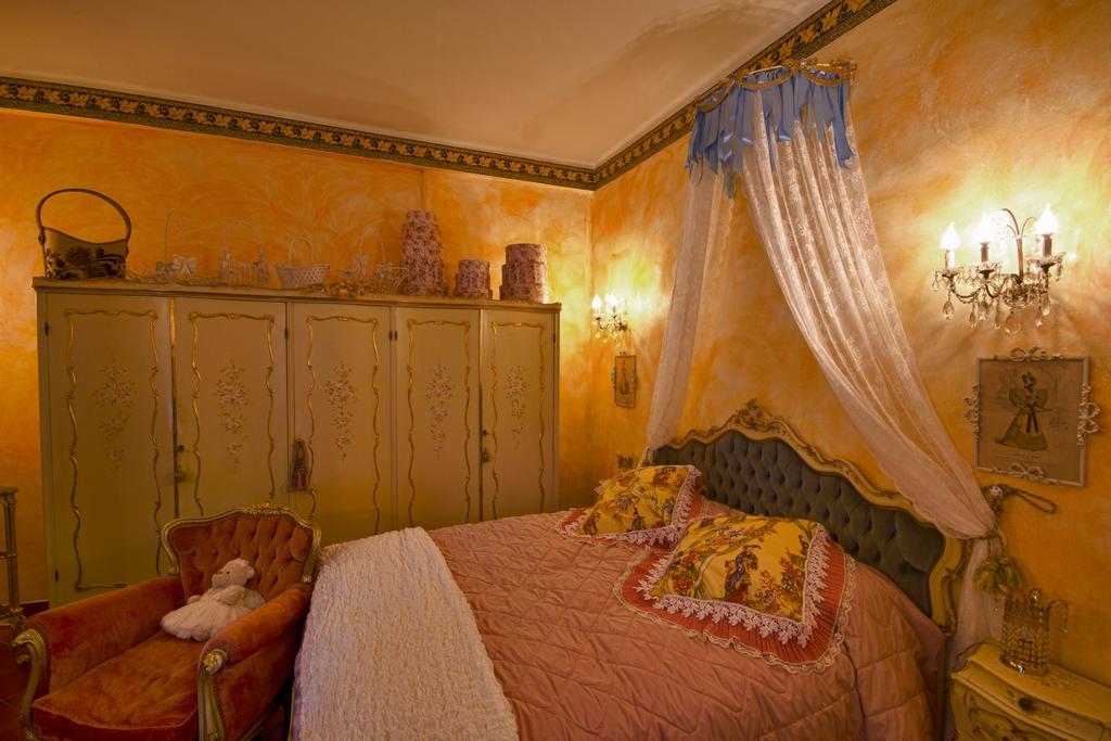 La Maison Delle Favole Desenzano del Garda Exterior photo